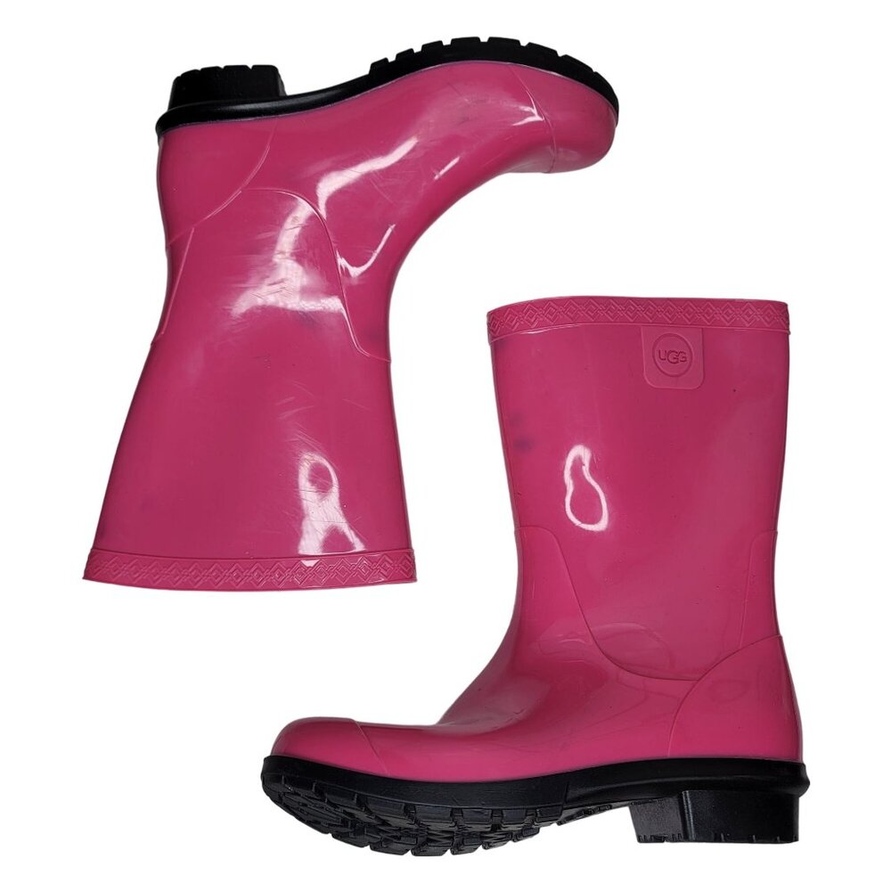 UGG Pink Rubber Rain Boots Girl Size 1 Waterproof Durable discoloration on boots